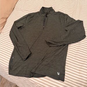 Vuori Men's Dark Gray Long Sleeve Shirt